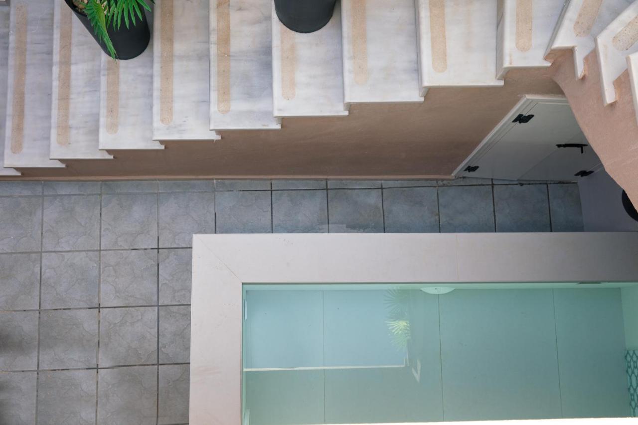 Gateway Suites ريثيمنو المظهر الخارجي الصورة